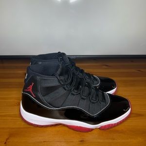 Air Jordan Bred 11